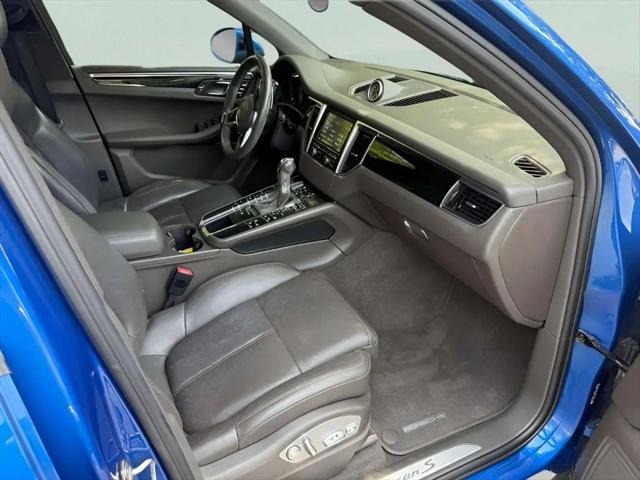 2016 Porsche Macan S