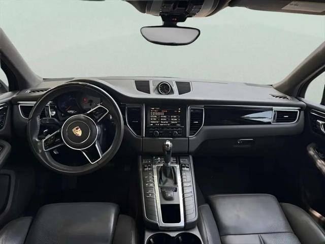 2016 Porsche Macan S