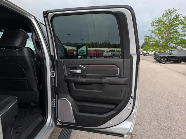 2026 Ram 2500 Laramie Crew Cab 4x4 64 Box