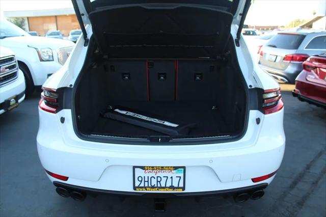 2017 Porsche Macan Turbo