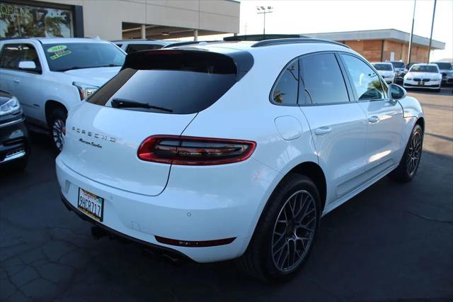 2017 Porsche Macan Turbo