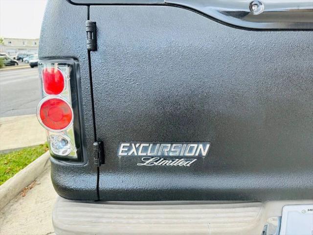 2000 Ford Excursion Limited