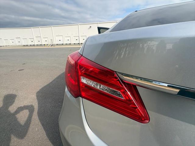 2014 Acura RLX Base