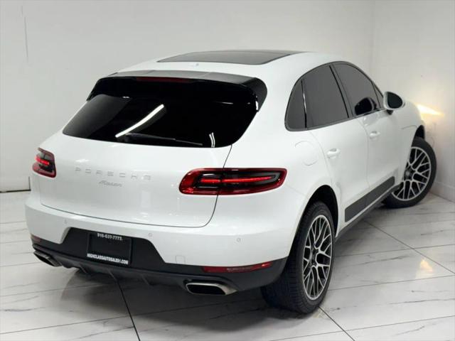 2017 Porsche Macan Base