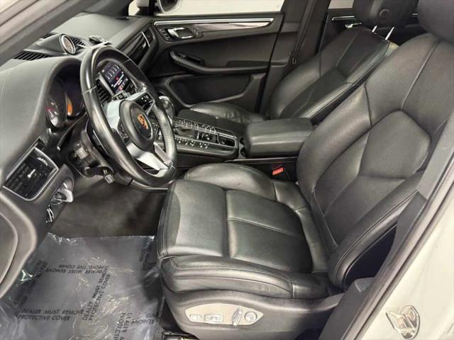 2017 Porsche Macan Base