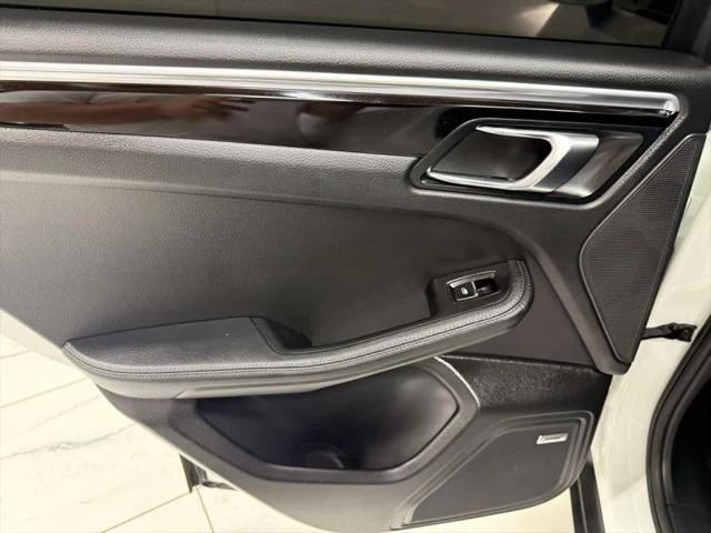 2017 Porsche Macan Base