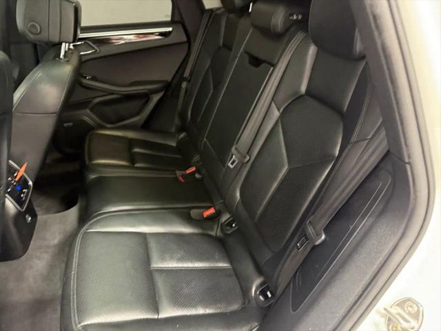 2017 Porsche Macan Base