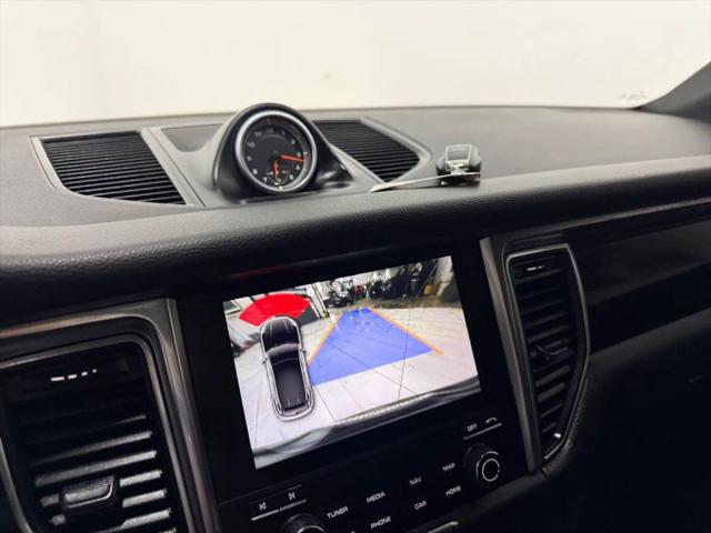2017 Porsche Macan Base