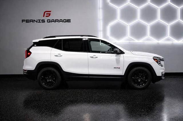 2024 GMC Terrain AWD AT4