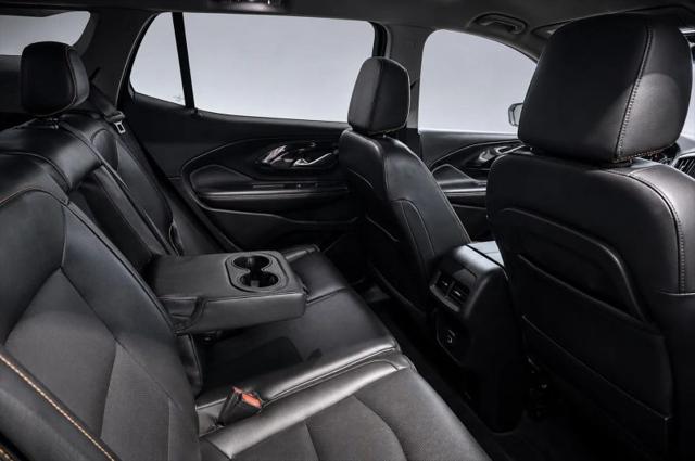 2024 GMC Terrain AWD AT4