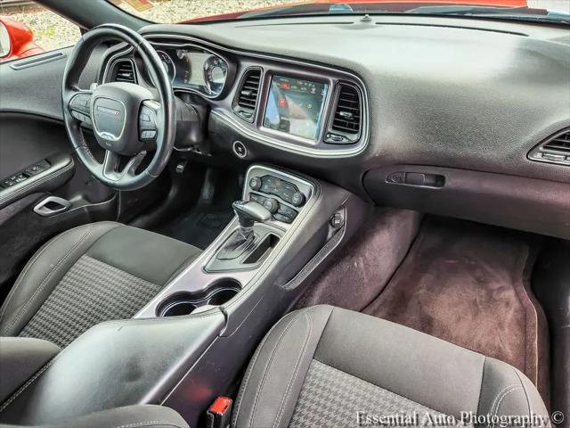 2016 Dodge Challenger SXT