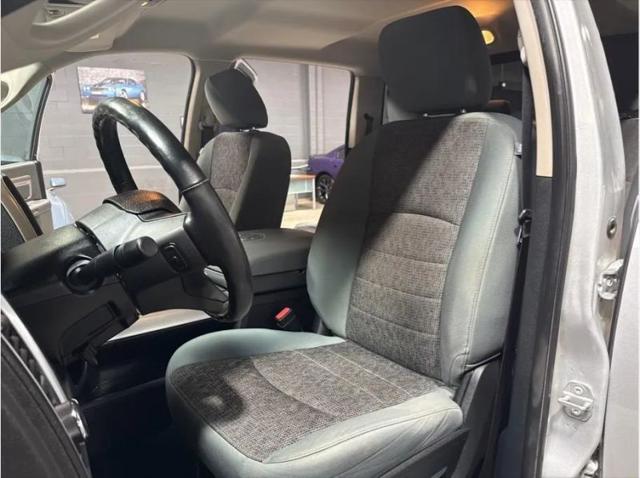2017 Ram 1500 Big Horn Crew Cab 4x4 57 Box