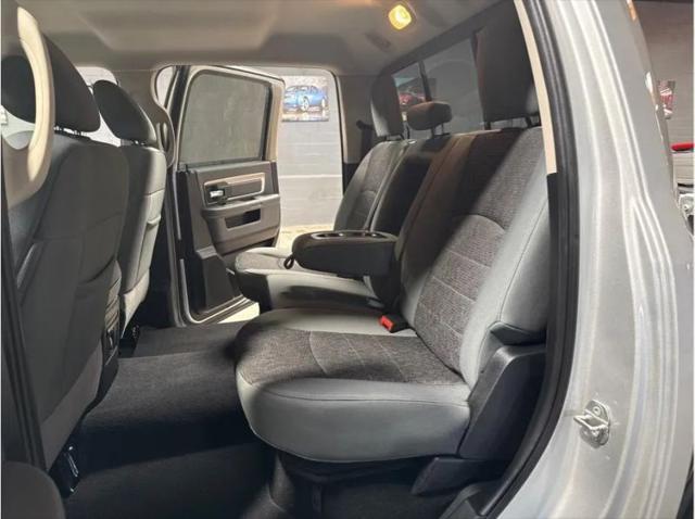 2017 Ram 1500 Big Horn Crew Cab 4x4 57 Box