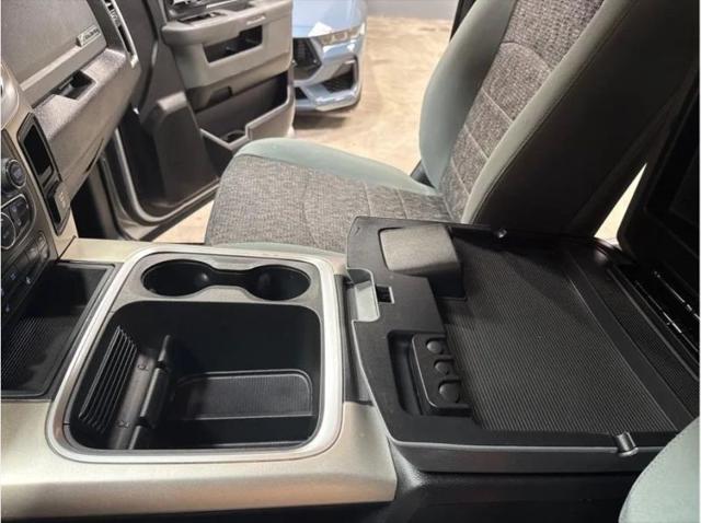 2017 Ram 1500 Big Horn Crew Cab 4x4 57 Box