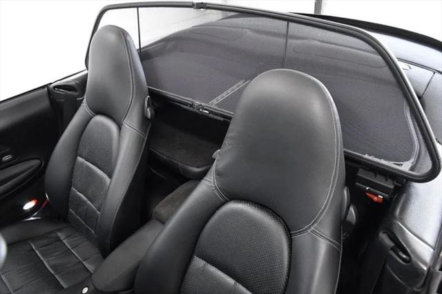 2000 Porsche 911 Carrera