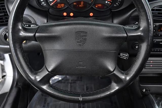 2000 Porsche 911 Carrera