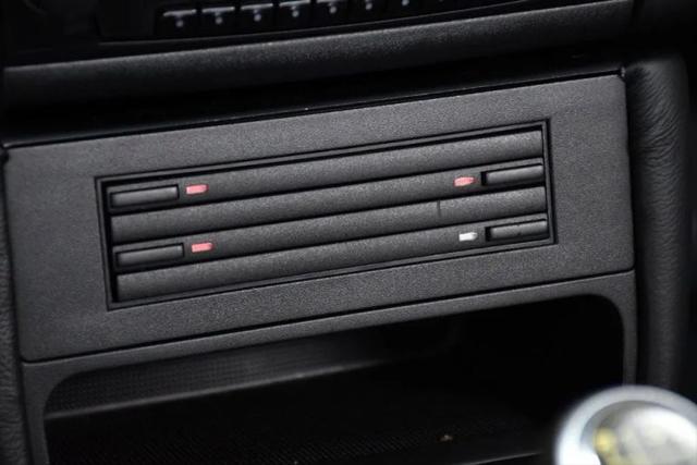 2000 Porsche 911 Carrera