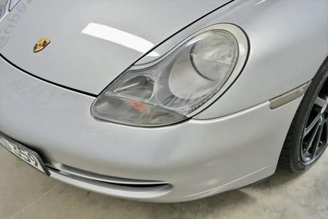2000 Porsche 911 Carrera