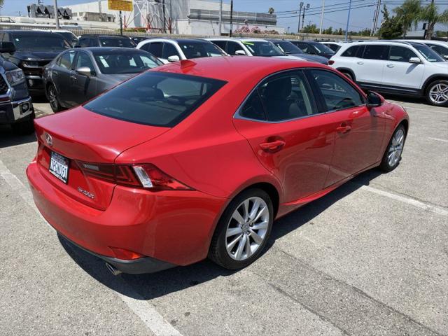 2016 Lexus IS 200t 200t
