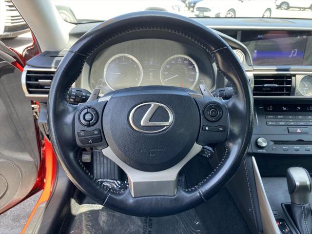 2016 Lexus IS 200t 200t
