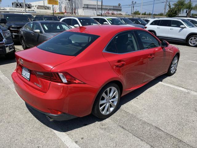 2016 Lexus IS 200t 200t