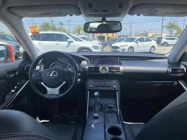2016 Lexus IS 200t 200t