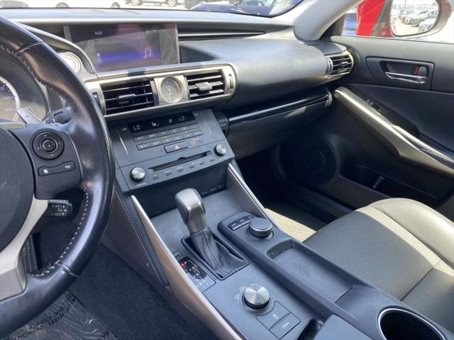 2016 Lexus IS 200t 200t