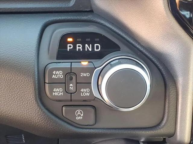 2026 Ram 1500 Big Horn Crew Cab 4x4 64 Box