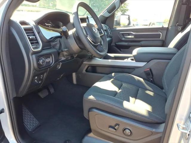2026 Ram 1500 Big Horn Crew Cab 4x4 64 Box
