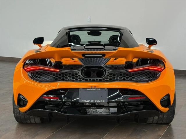 2025 McLaren 750S Spider