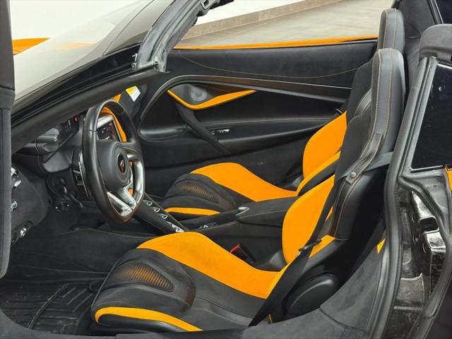 2025 McLaren 750S Spider