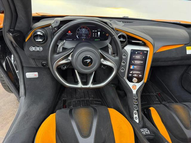 2025 McLaren 750S Spider