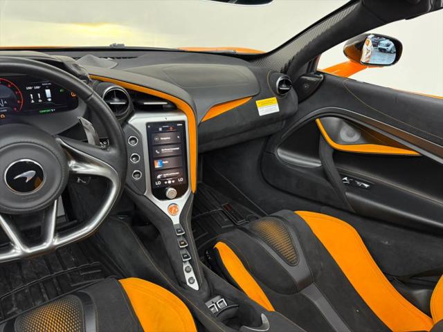 2025 McLaren 750S Spider