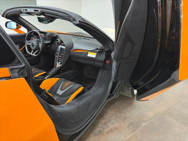2025 McLaren 750S Spider