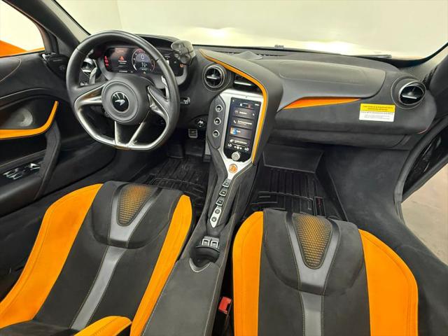 2025 McLaren 750S Spider