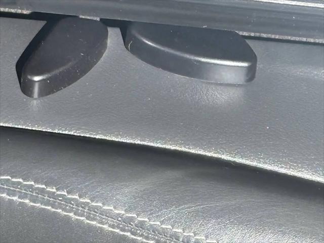 2004 Chrysler Crossfire Base