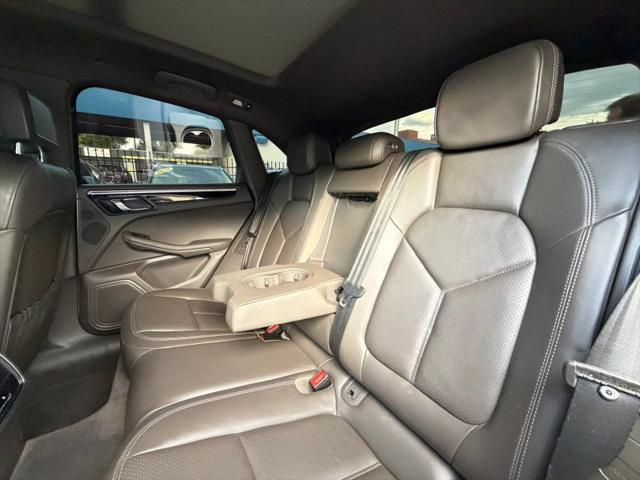2016 Porsche Macan S