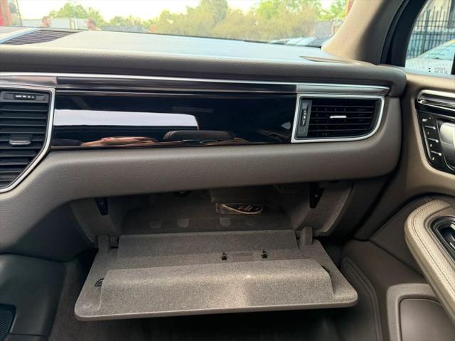 2016 Porsche Macan S