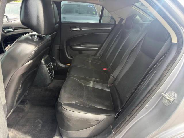 2016 Chrysler 300 300C