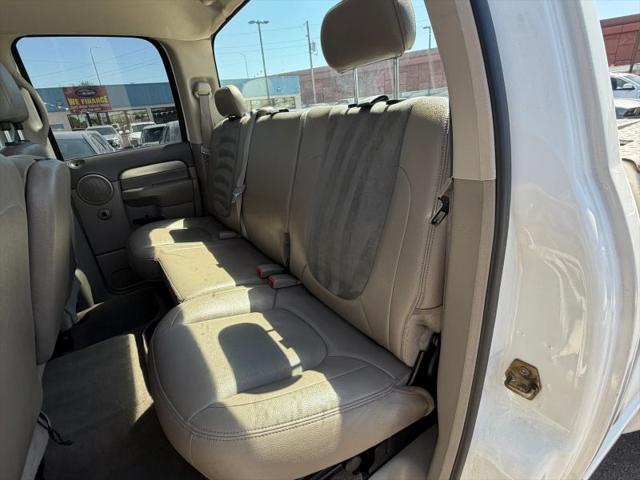2004 Dodge Ram 3500 SLT/Laramie
