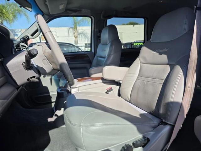 2000 Ford Excursion Limited