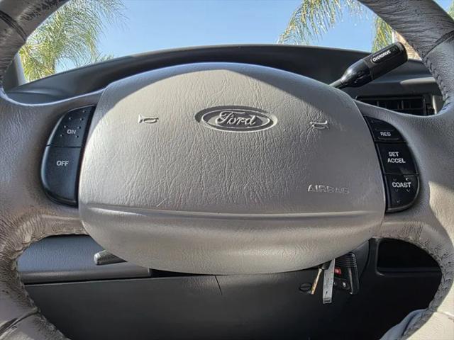 2000 Ford Excursion Limited