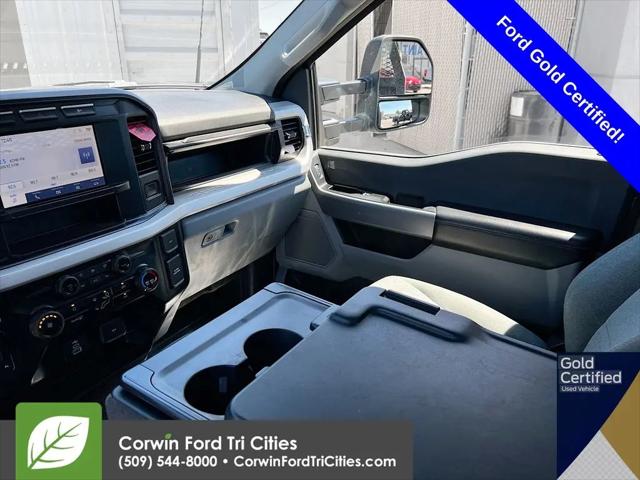 2024 Ford 600 XLT