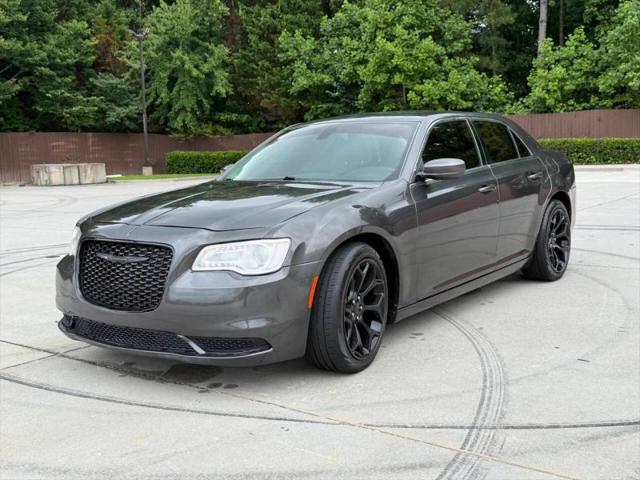 2015 Chrysler 300 Limited for sale in Lilburn, GA