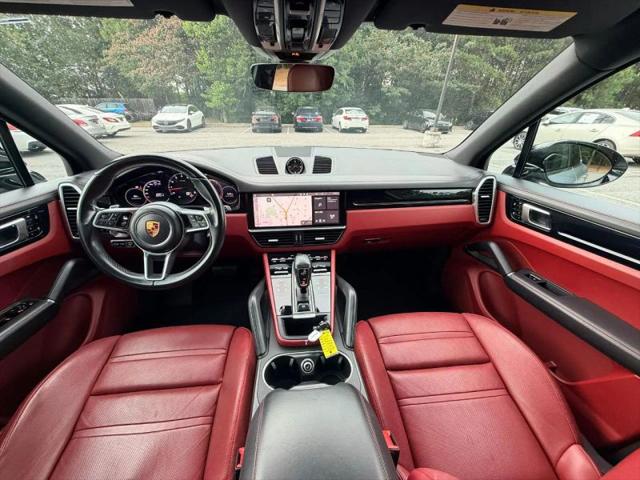 2021 Porsche Cayenne Base
