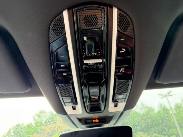 2021 Porsche Cayenne Base