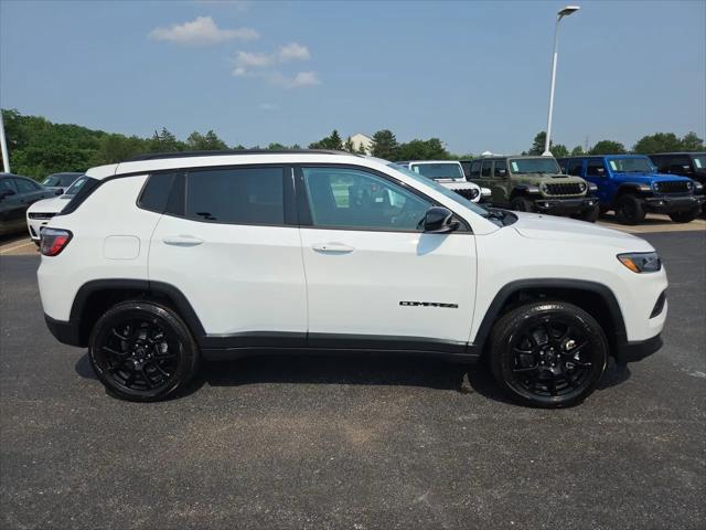 2026 Jeep Compass Latitude Altitude