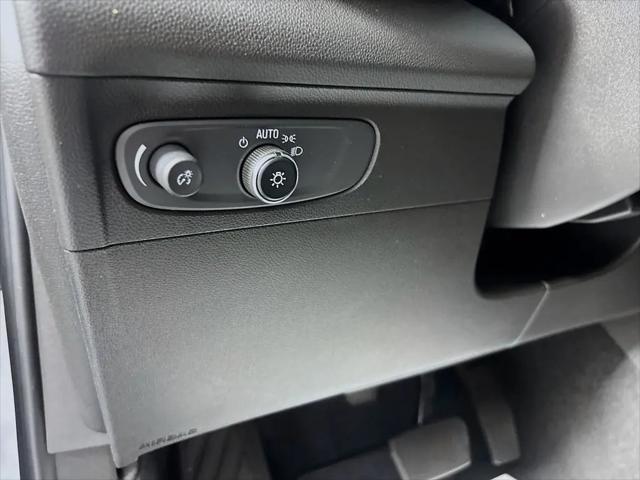 2021 Buick Envision FWD Essence
