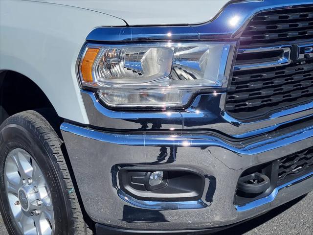 2024 Ram 3500 Big Horn Crew Cab 4x4 8 Box