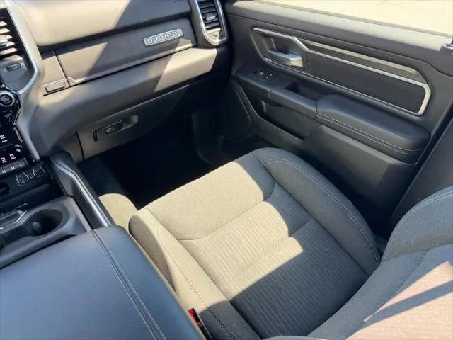2024 Ram 1500 Big Horn Crew Cab 4x4 5'7" Box